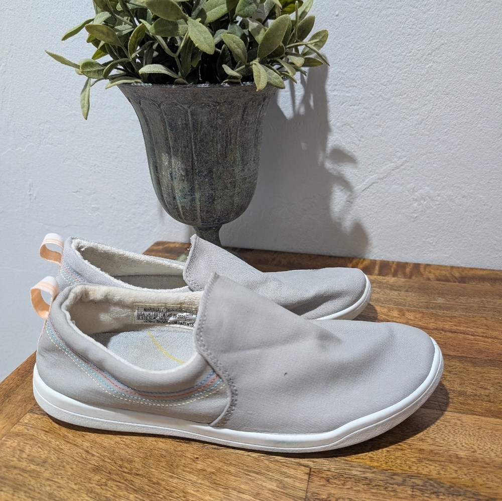 Vionic Women S‎ Venice Marshall in Vapor Size 8.5